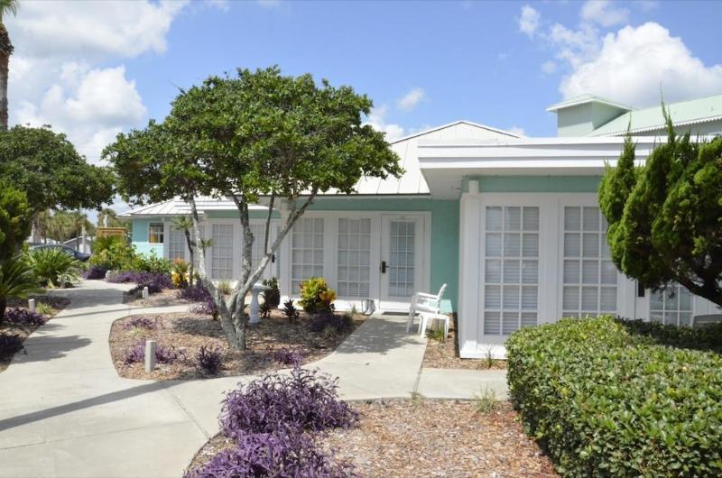 Coconut Palms Beach Resort New Smyrna Beach Exterior photo