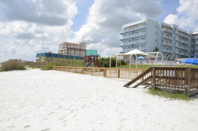 Coconut Palms Beach Resort New Smyrna Beach Exterior photo