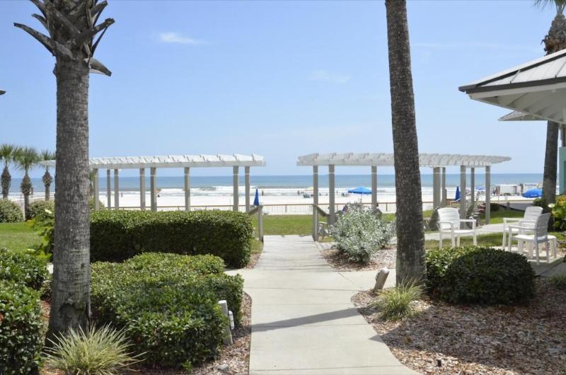 Coconut Palms Beach Resort New Smyrna Beach Exterior photo